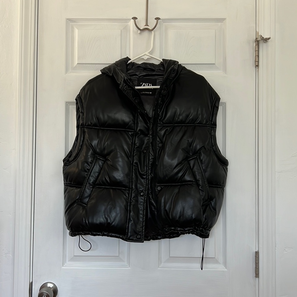 Zara Oversized Leather Puffer Vest